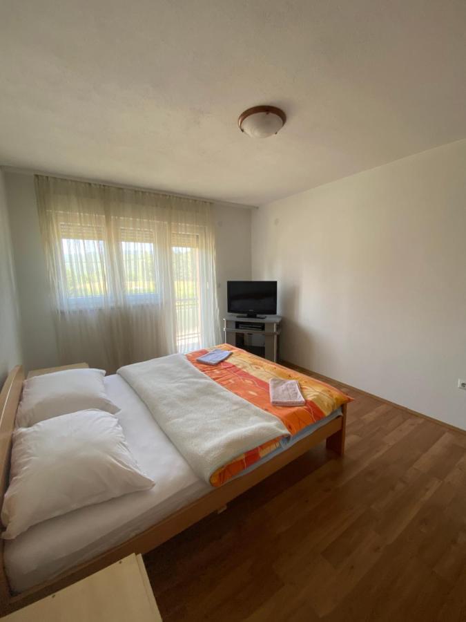 Apartament Apartman “Iva” Drvar Zewnętrze zdjęcie